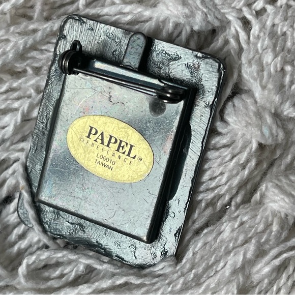 Miniature Vintage PAPEL Freelance Taiwan Brand Pewter Frame 1970's Brooch Pin - Picture 3 of 9
